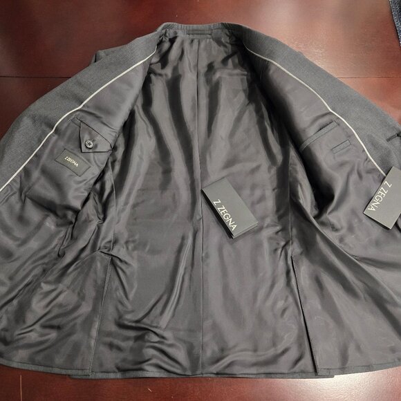 ZEGNA Single-Breasted Wool Suit - Picture 11 of 16